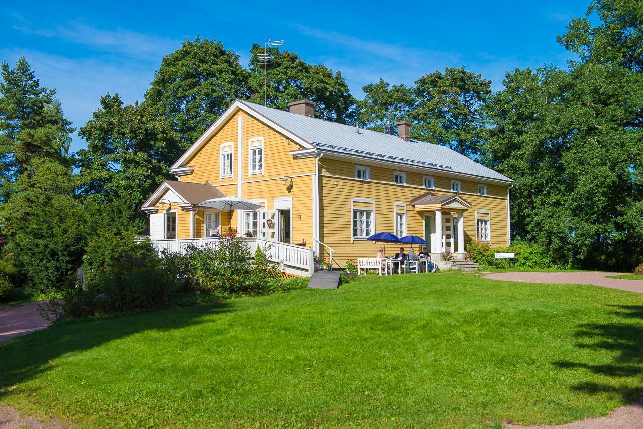 Koivulan Kartano Bed & Breakfast Lohja Екстериор снимка