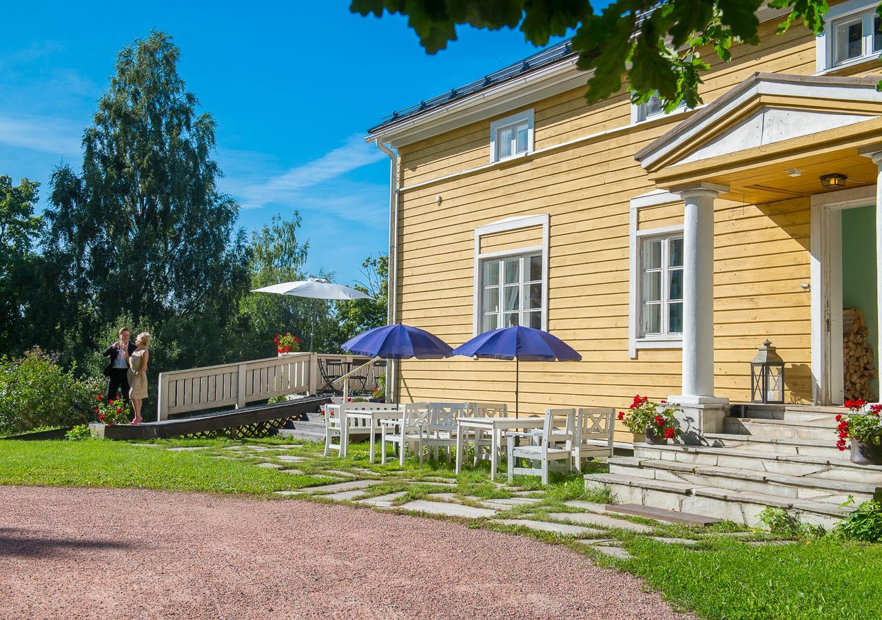 Koivulan Kartano Bed & Breakfast Lohja Екстериор снимка